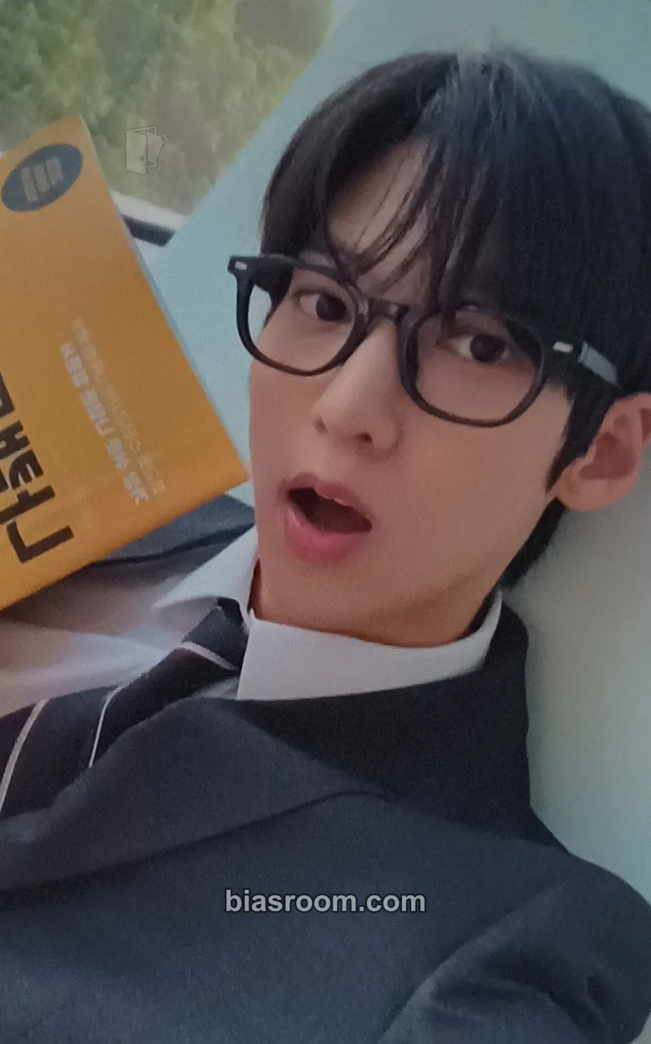 Kamden Introduction to Na Kamden Photocard - AMPERS&ONE - AMPERS&ONE K-pop photocard