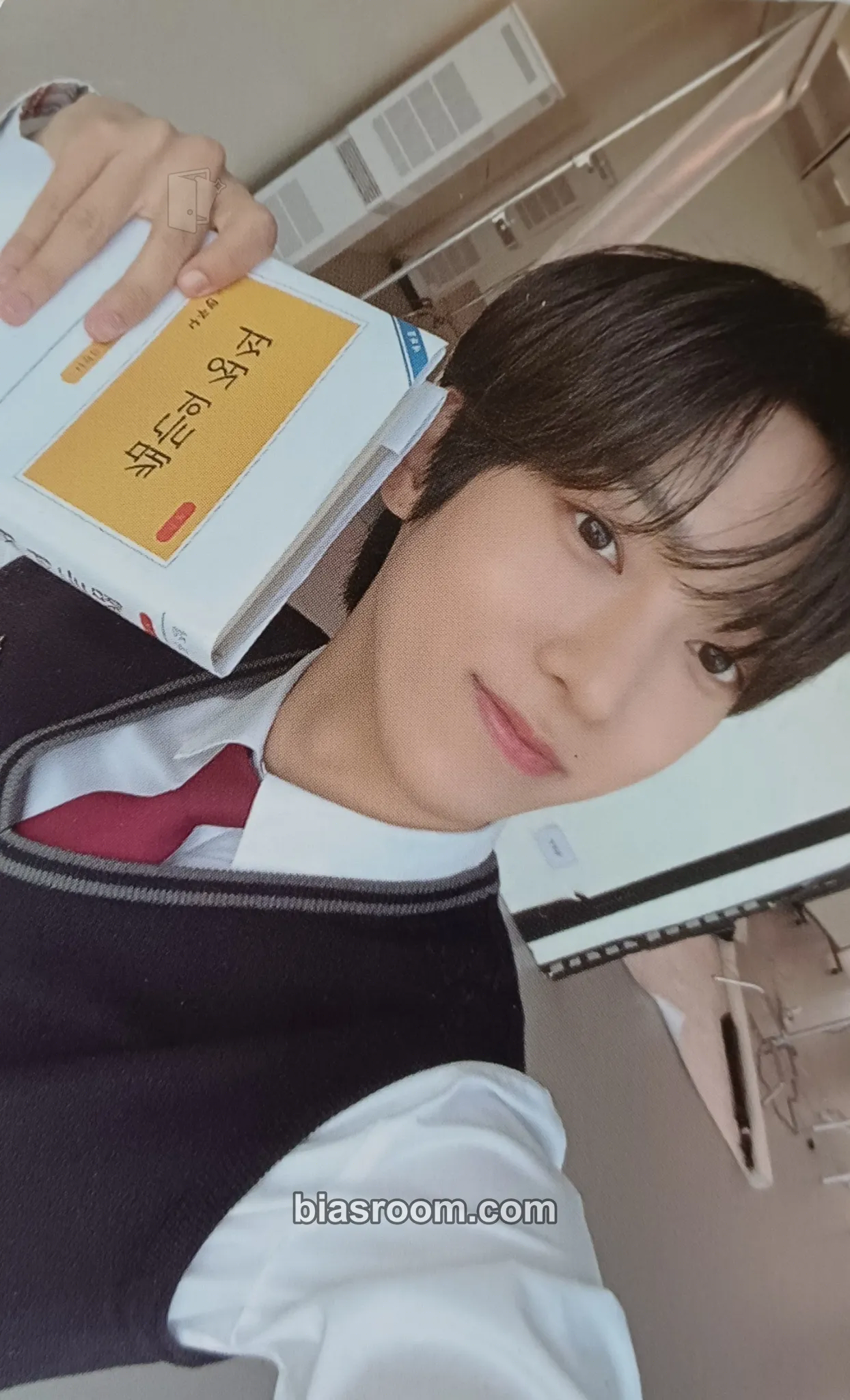 Kamden Introduction to Na Kamden Photocard - AMPERS&ONE - AMPERS&ONE K-pop photocard