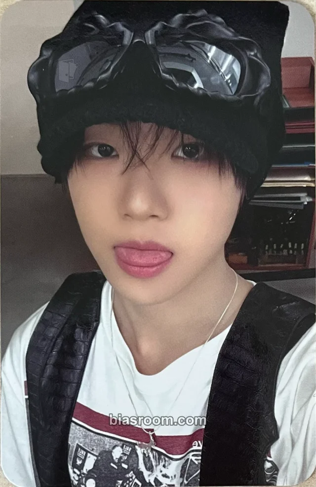NAZE - Ato - NAZE Album album photocard A version