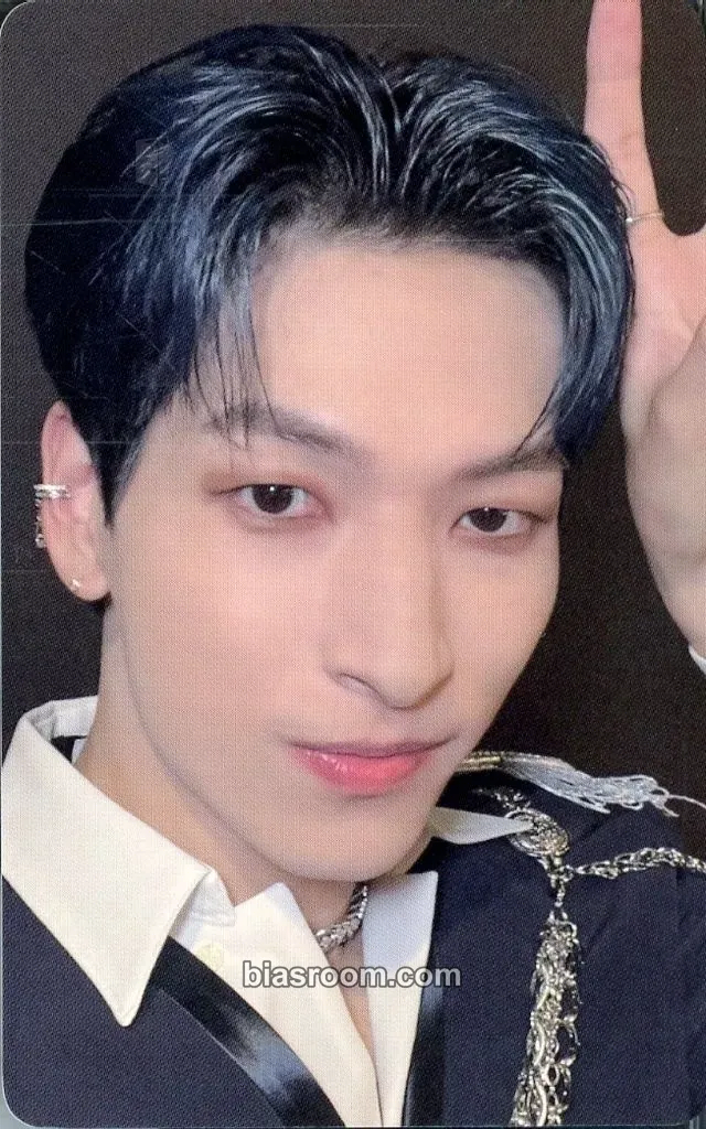 Sukai Kinjo 2023 2ND ARENA LIVE TOUR - 'BEYOND THE DARK:RISE in KYOCERA DOME OSAKA' Photocard - JO1 - JO1 K-pop photocard