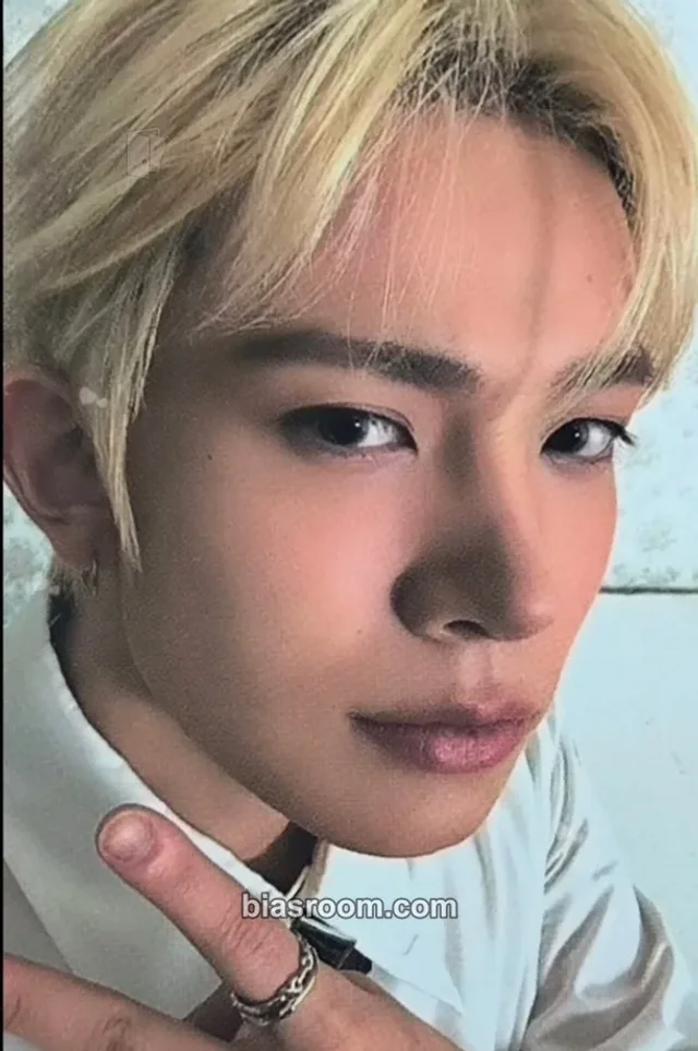 EVAN - Heeseung - QRSESSED Other magazine