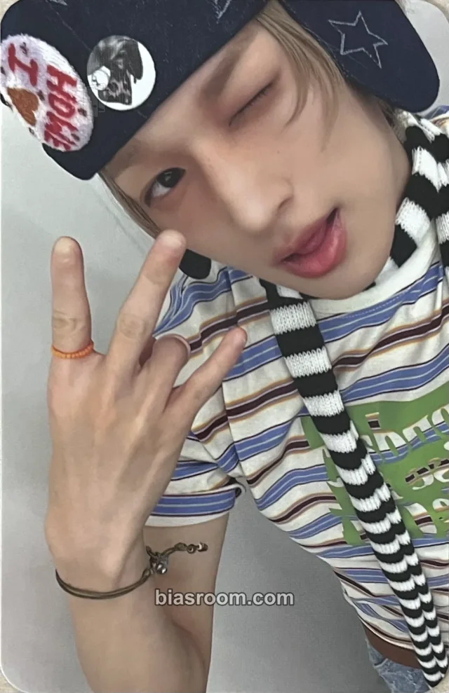 NAZE - Younki - NAZE Album album photocard B version