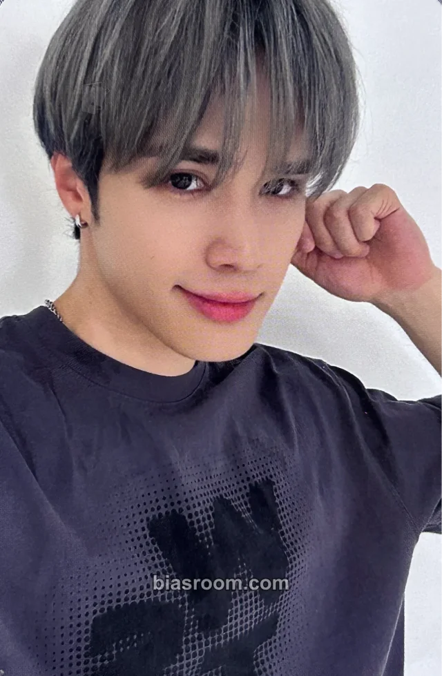 ONE PACT - Jay Chang - Next Horizon 2025 World tour in Europe Event concert exclusive merch photocard