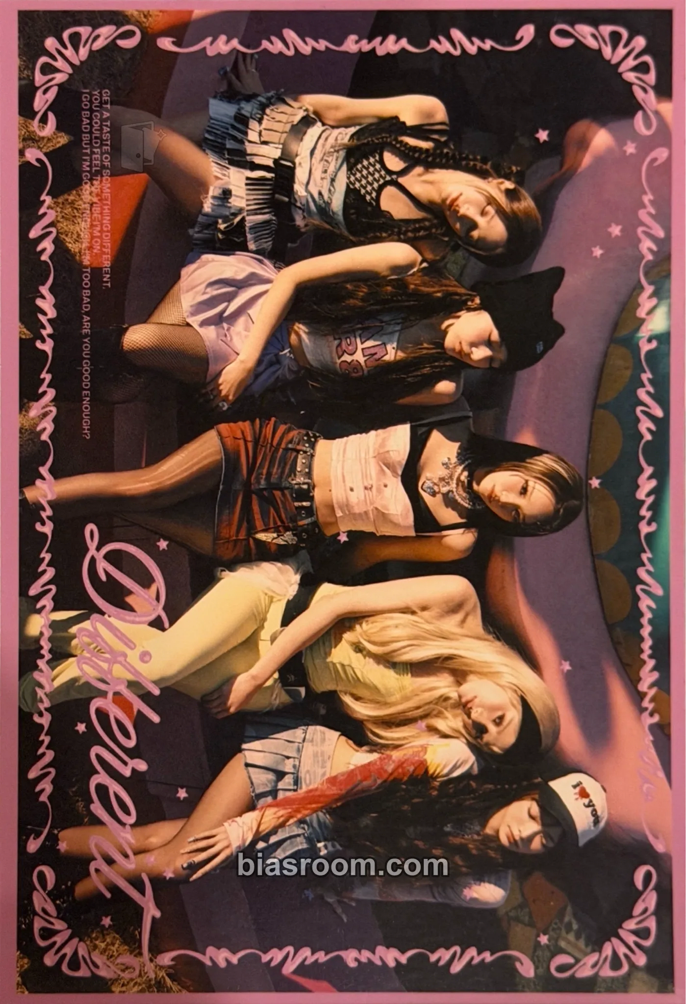 DIFFERENT Photocard - LE SSERAFIM - LE SSERAFIM K-pop photocard