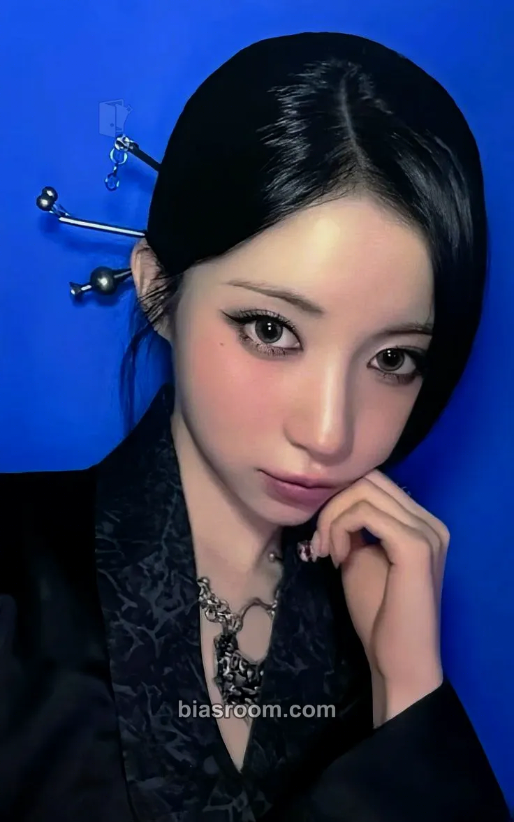 Asa WE GO UP Photocard - BABYMONSTER - BABYMONSTER K-pop photocard