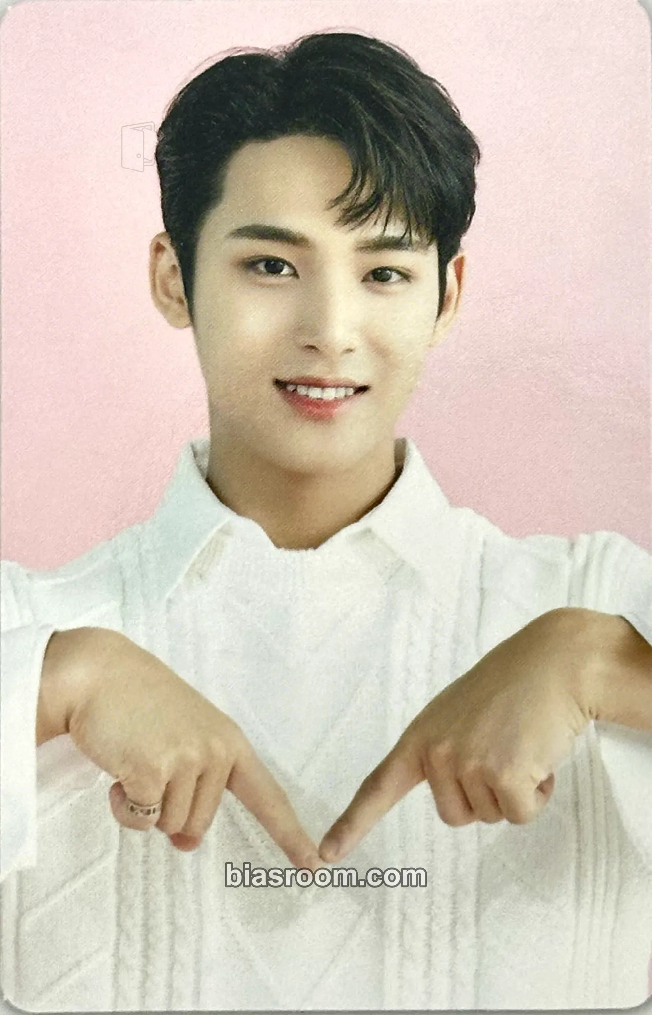 Mingyu SEVENTEEN CAFE IN SEOUL Photocard - SEVENTEEN - SEVENTEEN K-pop photocard