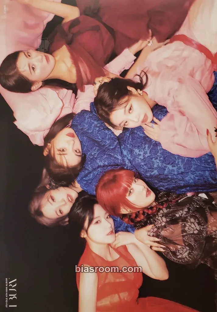 I Burn Photocard - i-dle - i-dle K-pop photocard