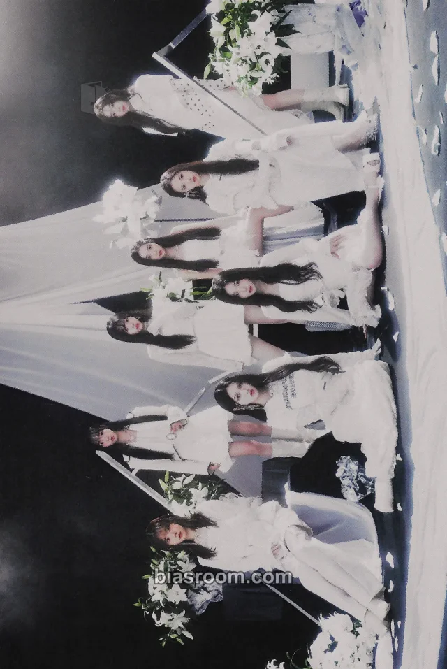tripleS - Untitled Album B version pob (pre-order benefit) postcard