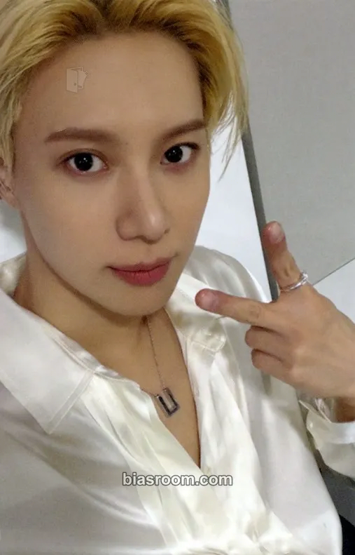 Taemin SHINee WORLD VIII : THE INVERT - The Trilogy I Photocard - SHINee - SHINee K-pop photocard