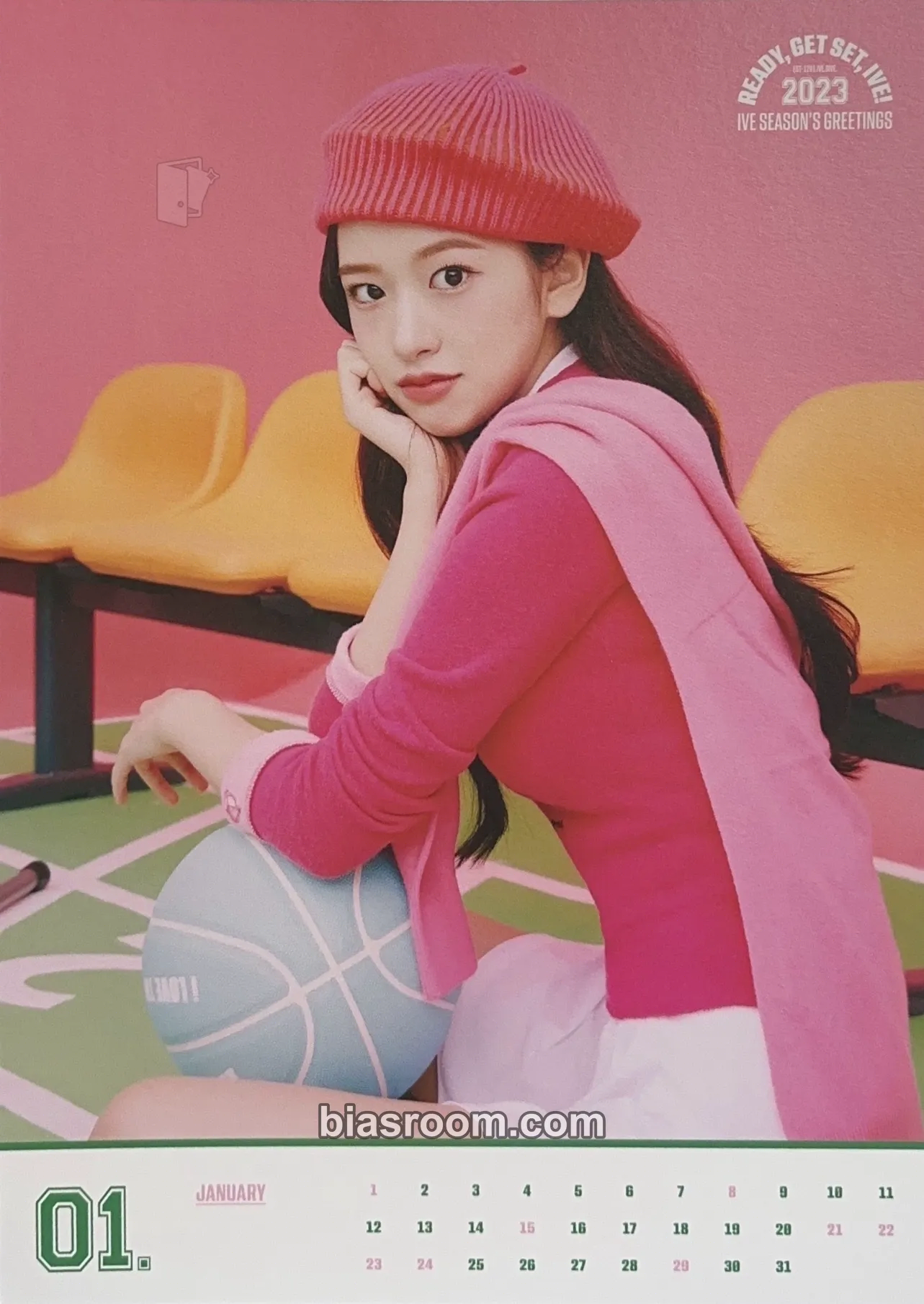 Yujin 2023 Season’s Greetings: READY, GET SET, IVE! Photocard - IVE - IVE K-pop photocard
