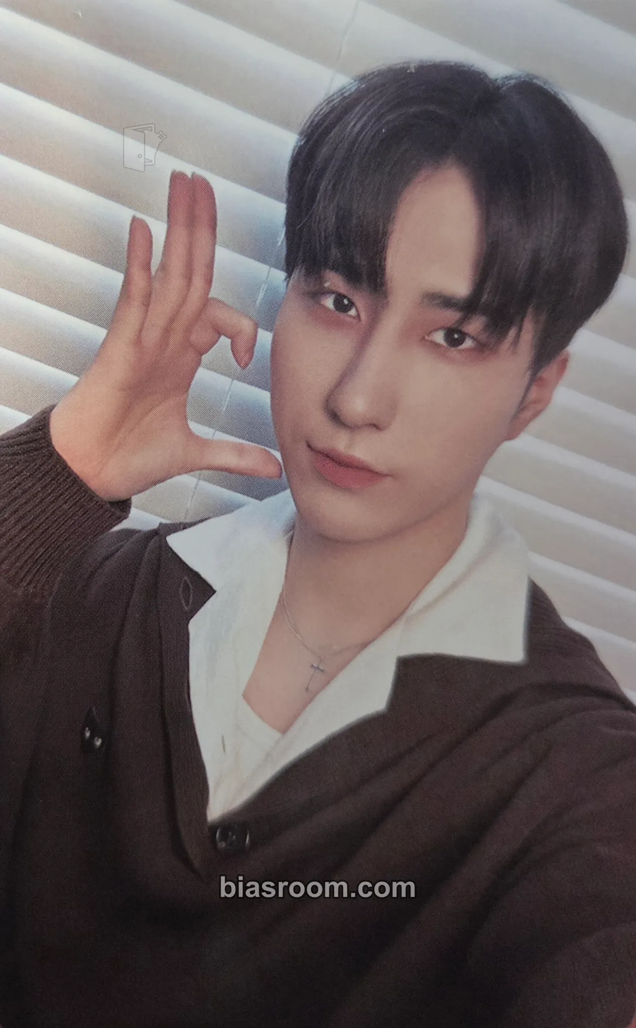 Harin The Quiver Photocard - ONEWE - ONEWE K-pop photocard