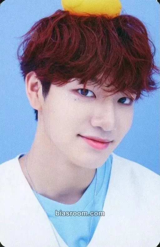 Huijun MCND OFFICIAL FANSHIP - Gem 1st Photocard - MCND - MCND K-pop photocard