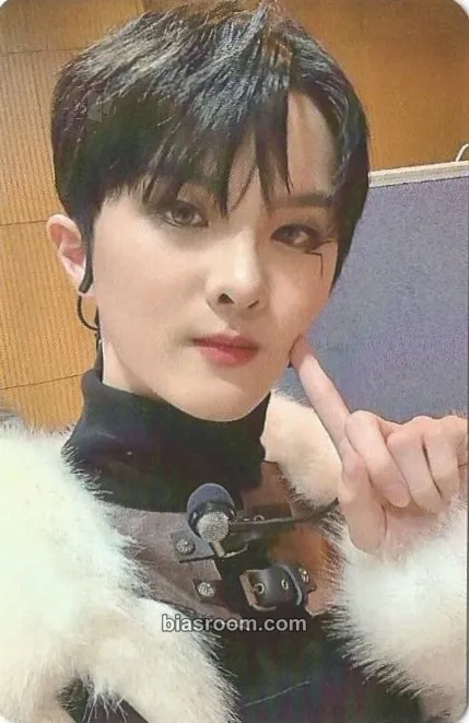 Ivan History of Kingdom : Part Ⅲ . Ivan Photocard - The KingDom - The KingDom K-pop photocard