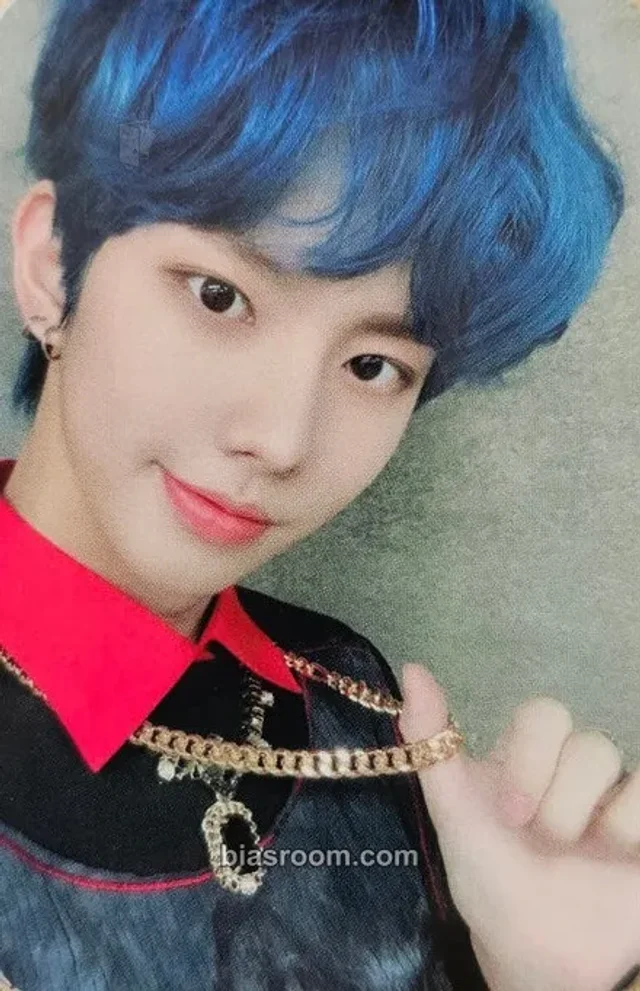 MCND - Win - MCND AGE Album video call (fancall) makestar