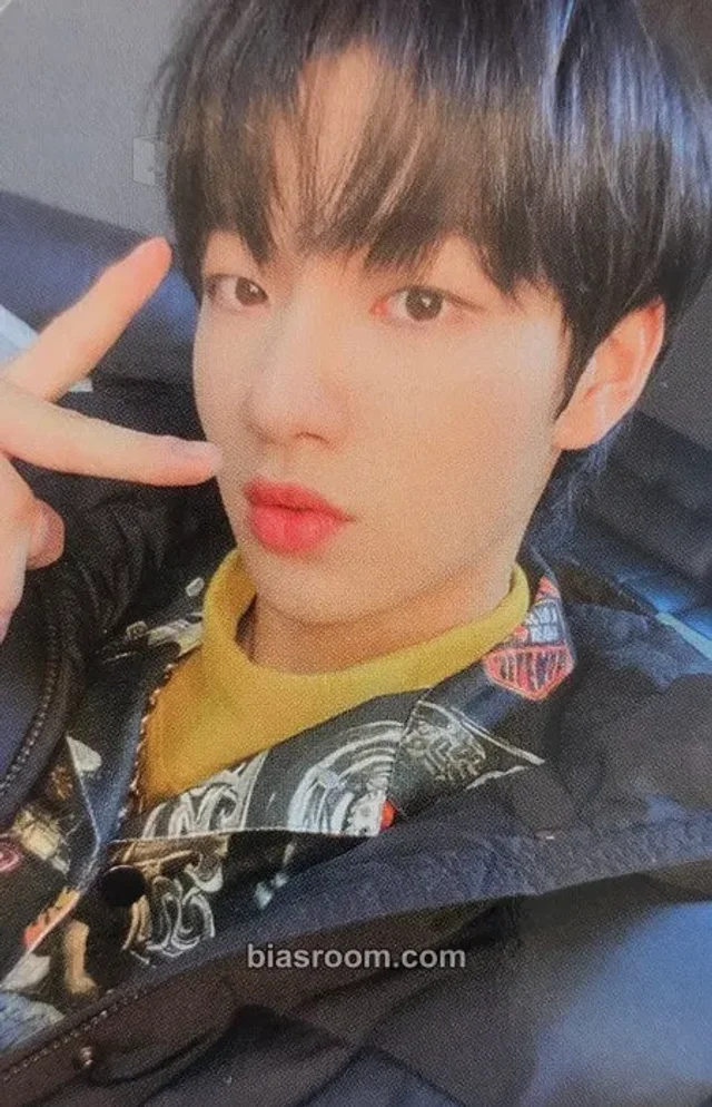 MCND - Huijun - MCND AGE Album video call (fancall) makestar winner benefit