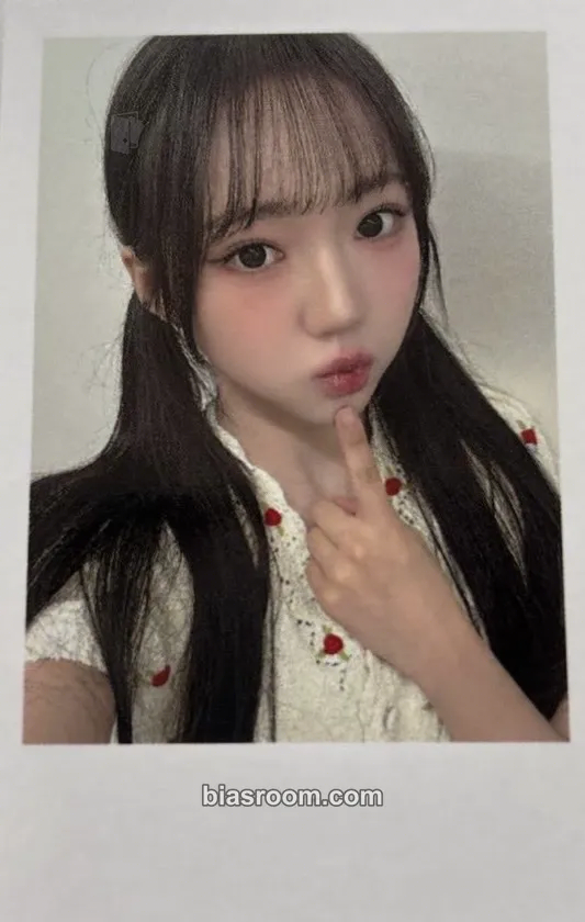 Shion Assemble25 Photocard - tripleS - tripleS K-pop photocard