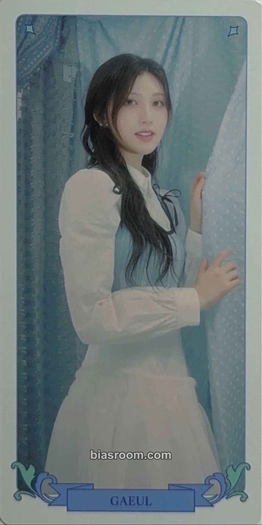 Gaeul 2024 Season's Greetings: A Fairy's Wish Photocard - IVE - IVE K-pop photocard