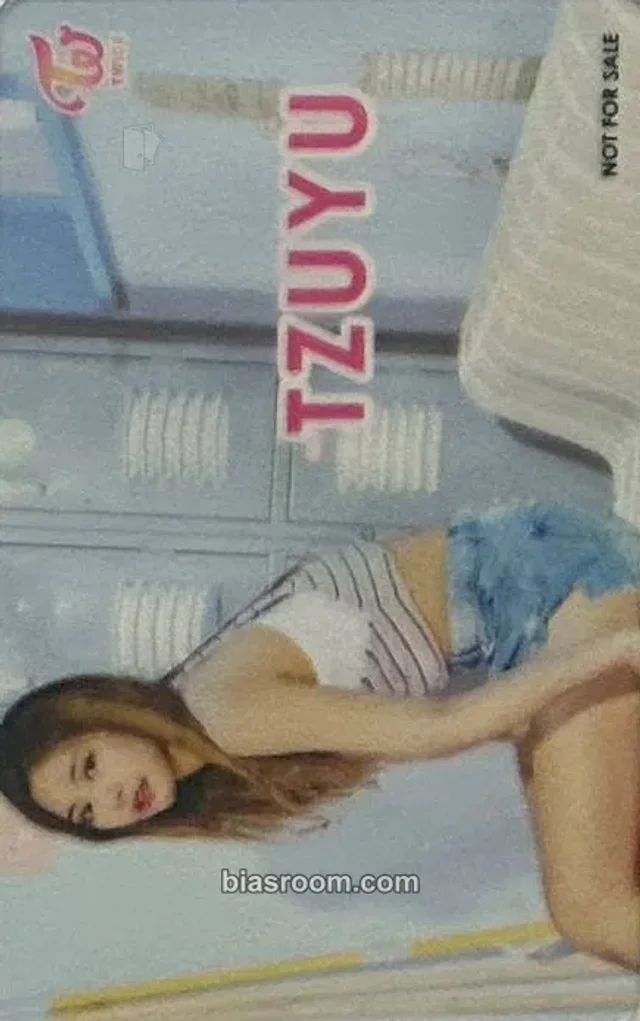 TWICE - Tzuyu - #TWICE Album transparent lottery