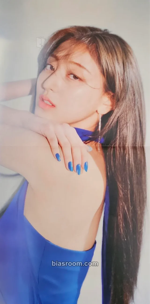 TWICE - Jihyo - ZONE Album vinyl version folded poster album inclusion