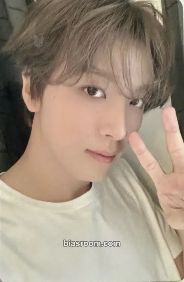NCT DREAM - Haechan - RO DRØM Photobook Other merch photocard pajama set