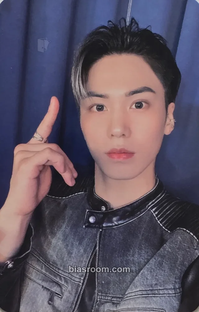 ROCKY - Rocky - Blank Album album photocard burgundy version
