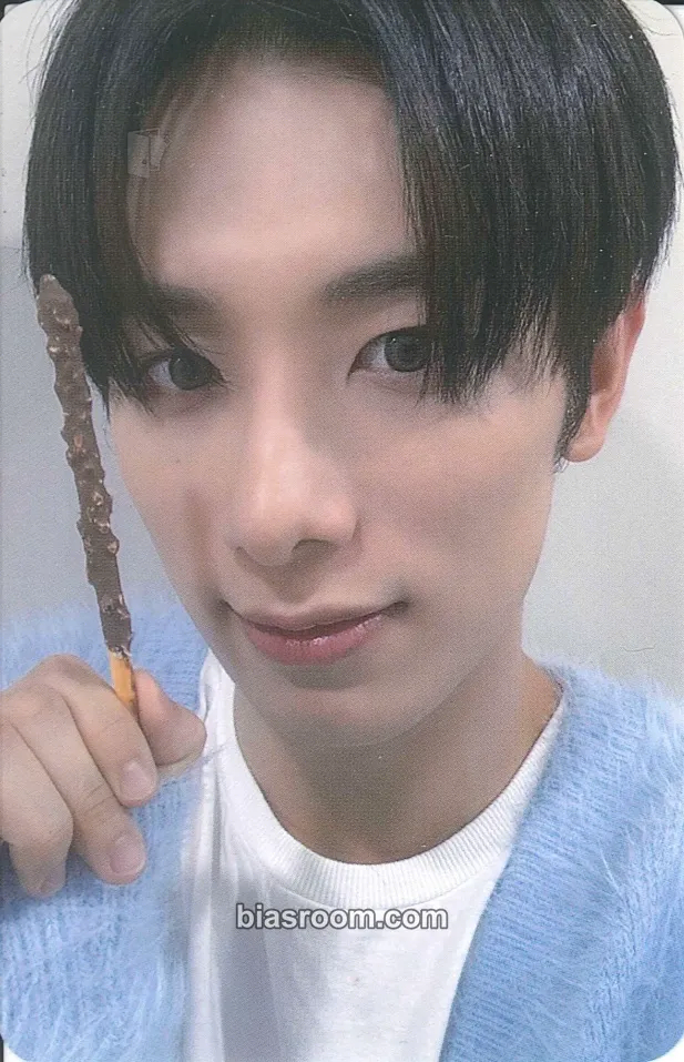 Kunho Witness Photocard - ALL(H)OURS - ALL(H)OURS K-pop photocard