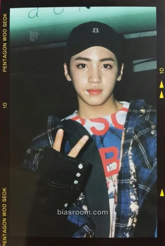 PENTAGON - Wooseok - Pentagon Album album inclusion postcard film photo