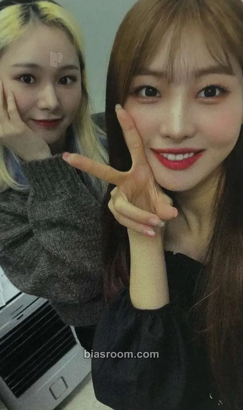 Return of The Girl Photocard - EVERGLOW - EVERGLOW K-pop photocard