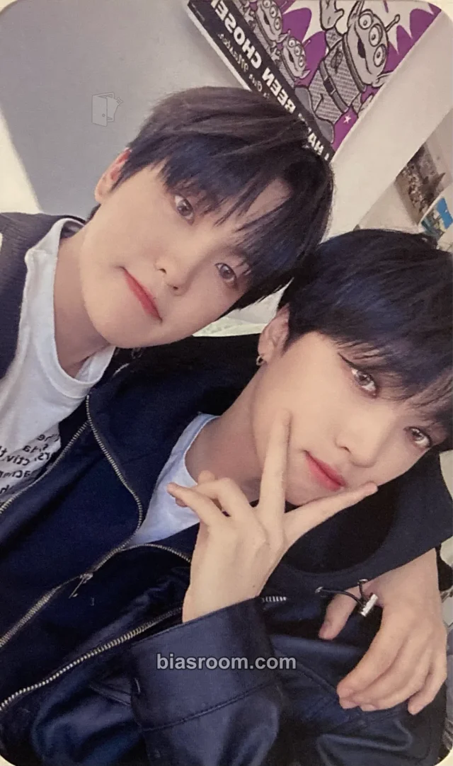 The KingDom - Arthur & Louis - Fanmeeting Kingmaker Quest Event merch photocard