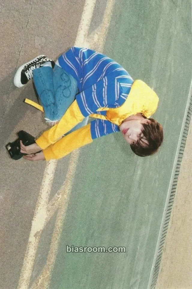VERIVERY - Yeonho - Veri-Able Album postcard album inclusion diy version