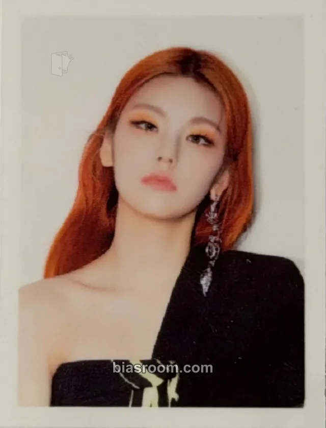 ITZY - Yeji - GUESS WHO Album id photo winner benefit withdrama round 1 video call (fancall)