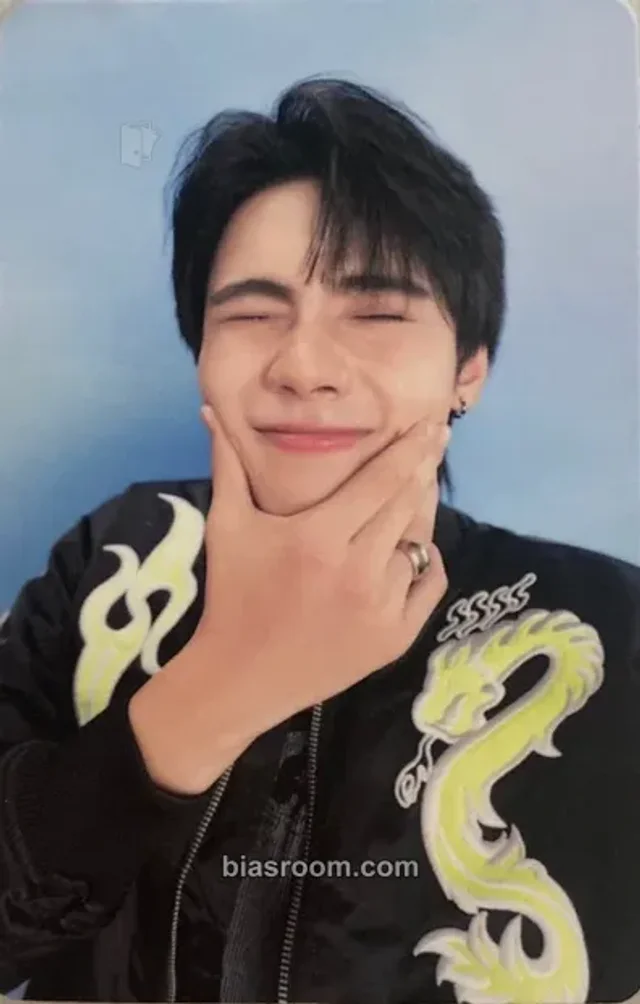 BUS - Peemwasu - Because of You, I Shine Album album photocard photocard set warm ray shine version