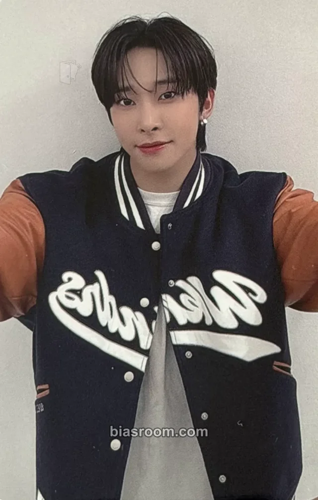 TRENDZ - Leon - DREAM LIKE Album jump up fansign