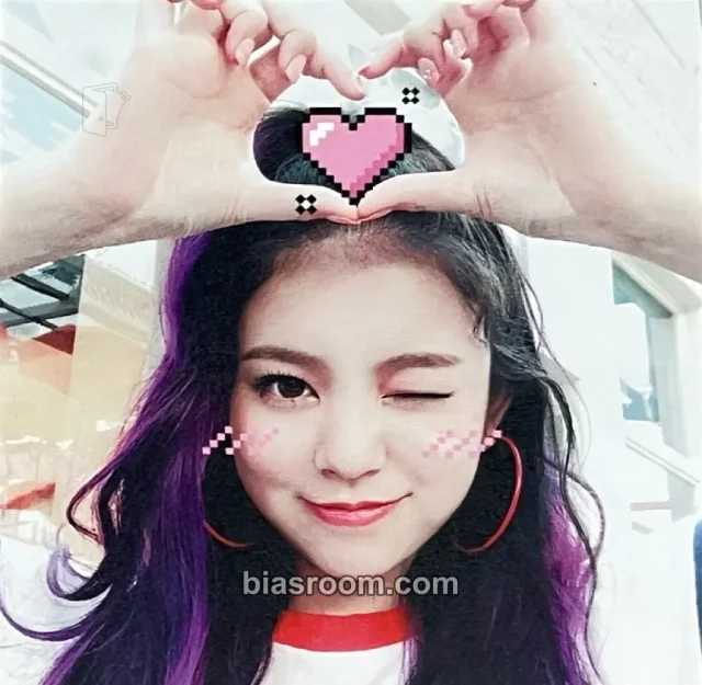 Cherry Bullet - Linlin - Love Adventure Album broadcast square photo