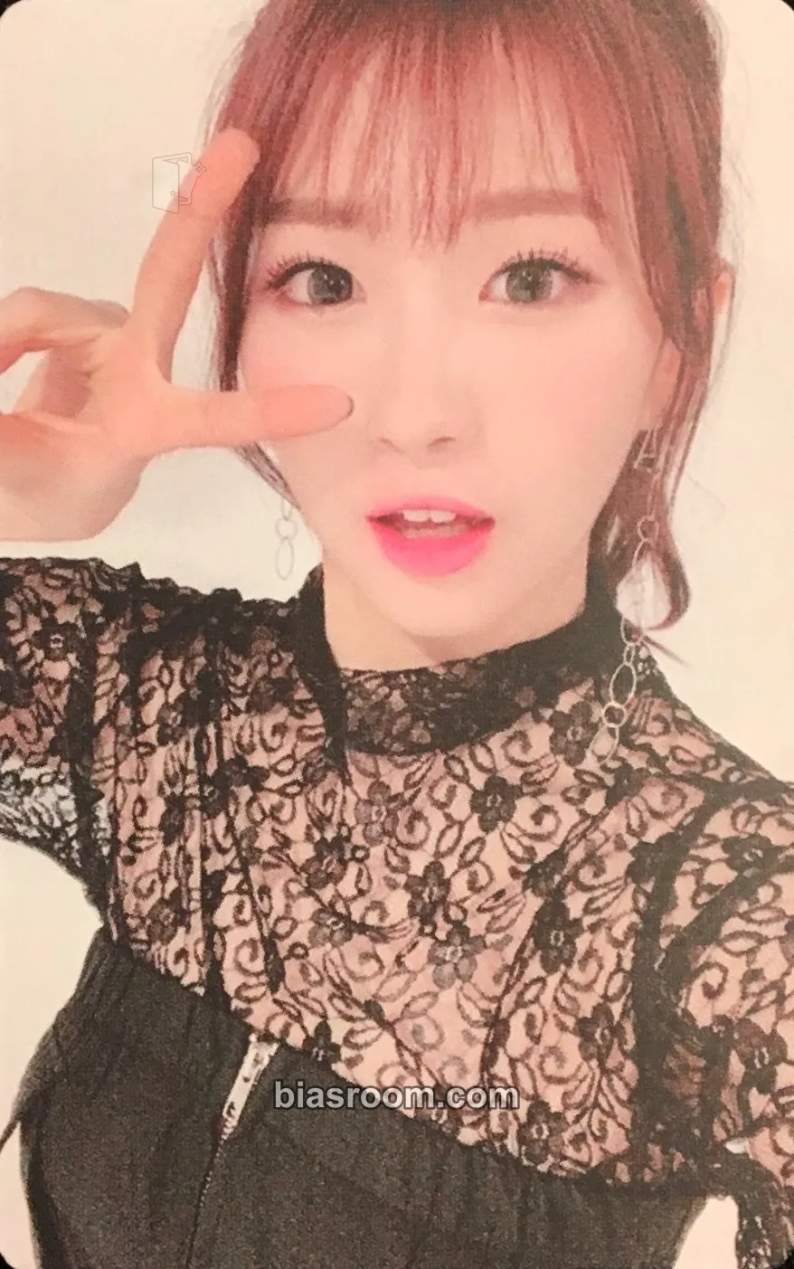 Subin #Aeji #paSsion Photocard - Hashtag - Hashtag K-pop photocard