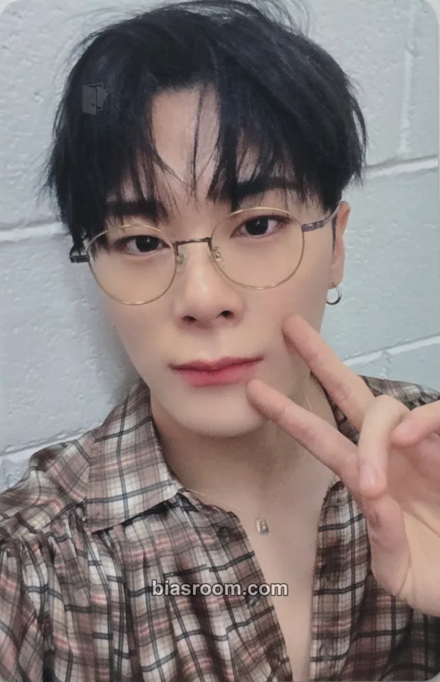 ASTRO - Moonbin - The 3rd ASTROAD [STARGAZER] Event merch photocard purchase benefit
