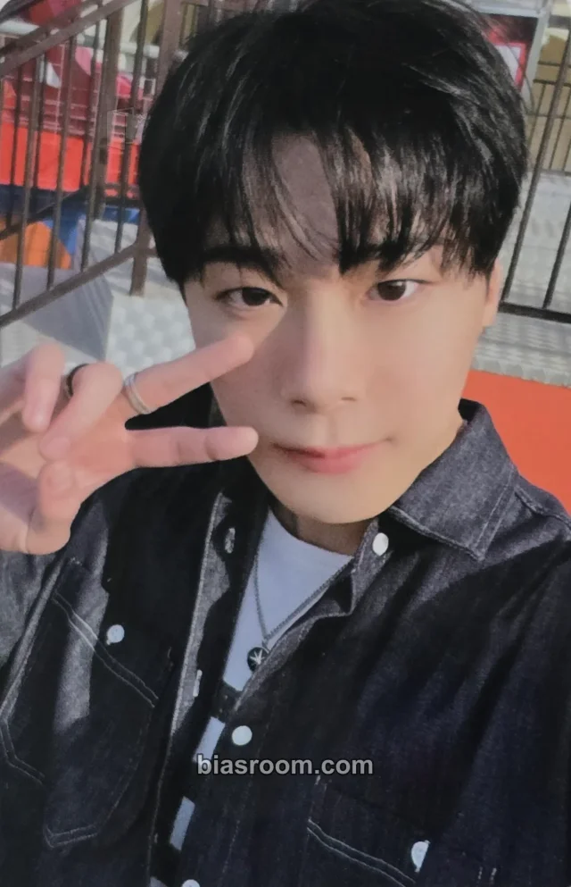 ASTRO - Moonbin - Moonbin & Sanha 2022 Official Photobook [Magazine] Other photobook inclusion photobook