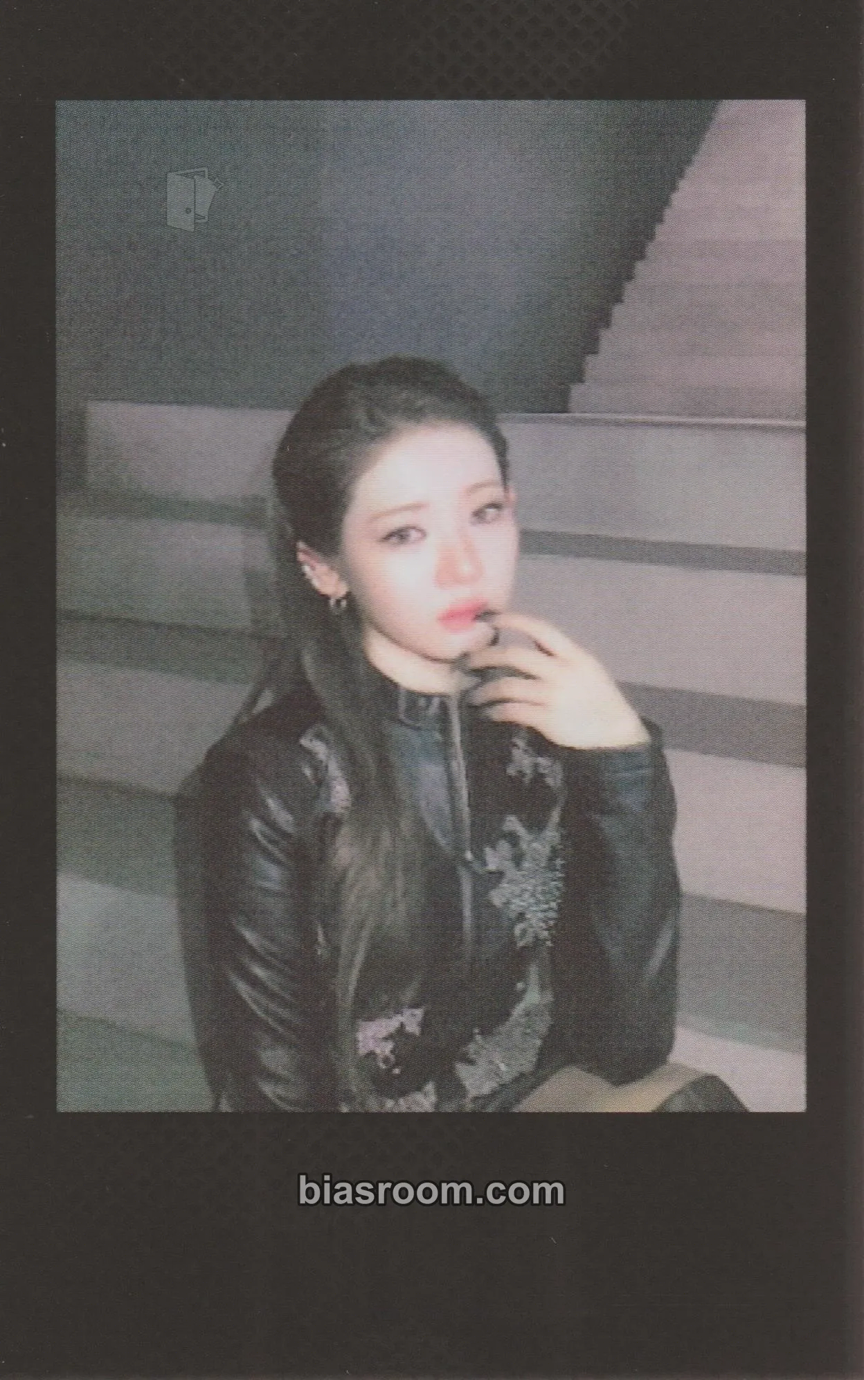 Rora WE GO UP Photocard - BABYMONSTER - BABYMONSTER K-pop photocard
