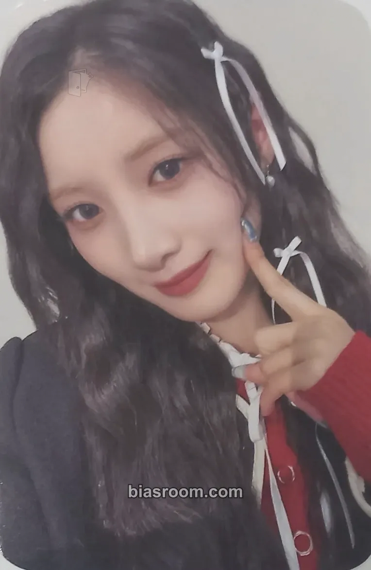 Yuki 2024 Season's greetings Photocard - EL7Z UP - EL7Z UP K-pop photocard