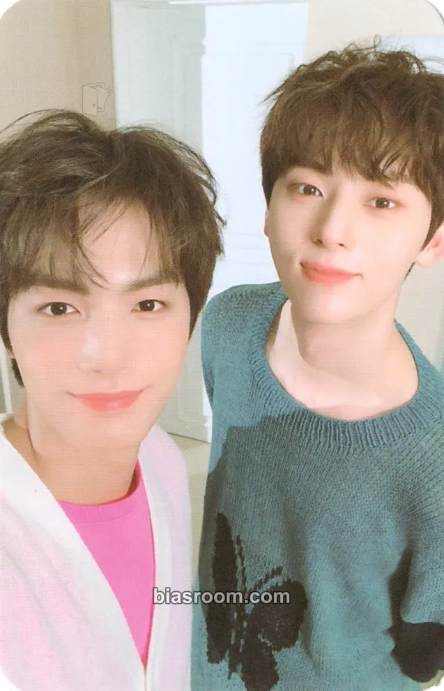 The Table Photocard - NU'EST - NU'EST K-pop photocard