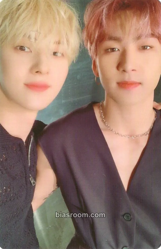 The Nocturne Photocard - NU'EST - NU'EST K-pop photocard