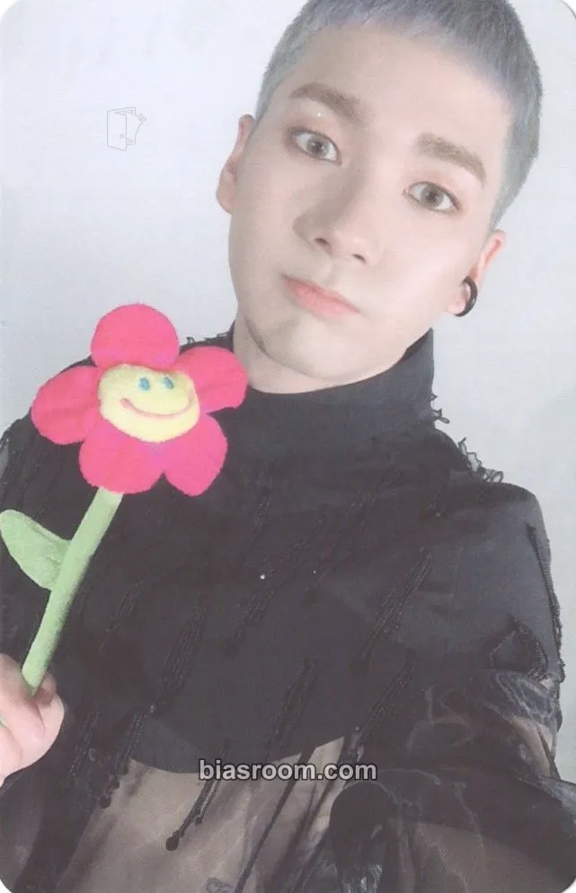 Aron The Nocturne Photocard - NU'EST - NU'EST K-pop photocard