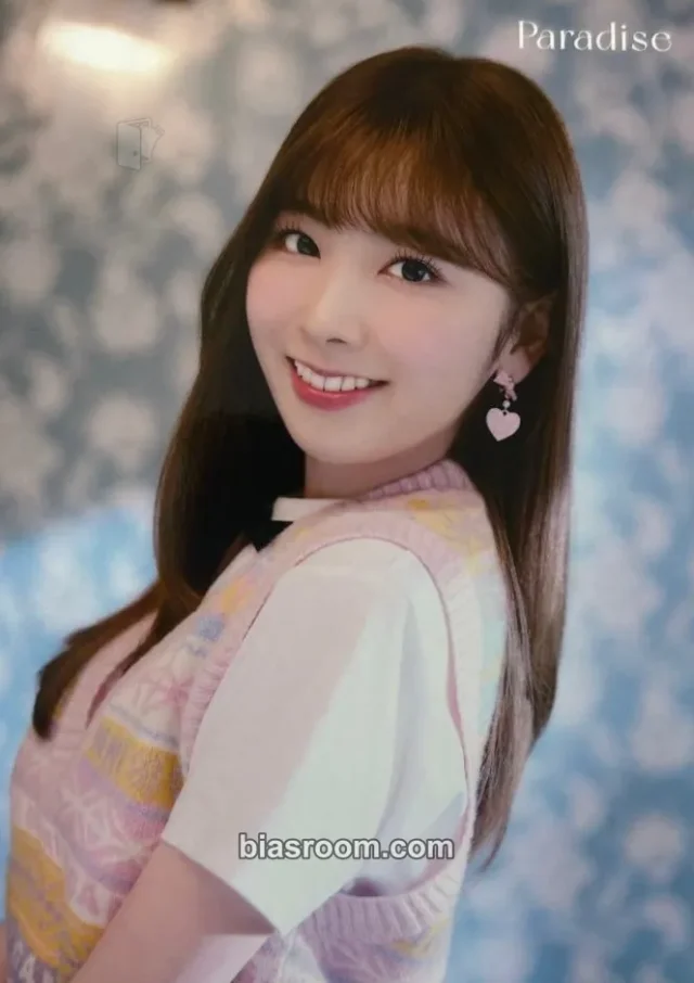 Miihi NiziU Paradise K-pop photocard