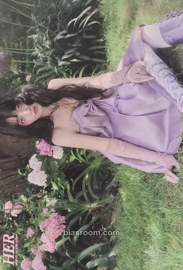 i-dle - Minnie - HER Album poster pob (pre-order benefit) horizontal supplemental vinyl version solo album