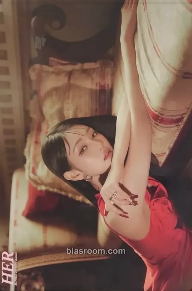 i-dle - Minnie - HER Album poster pob (pre-order benefit) horizontal supplemental vinyl version solo album