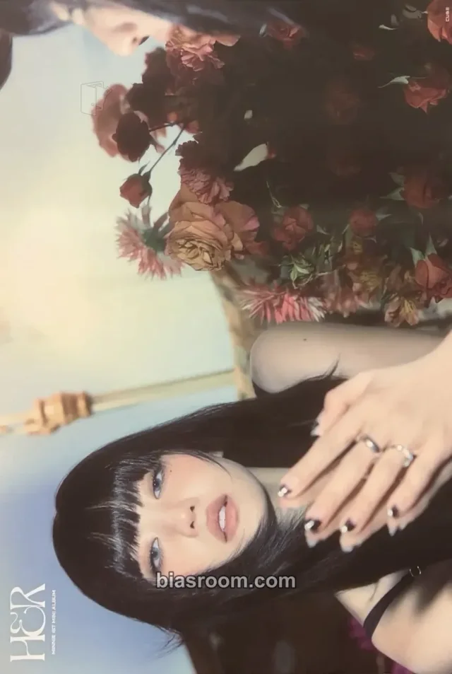i-dle - Minnie - HER Album poster pob (pre-order benefit) 6050C version supplemental horizontal solo album