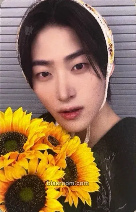 Youmin No Doubt Photocard - ALL(H)OURS - ALL(H)OURS K-pop photocard