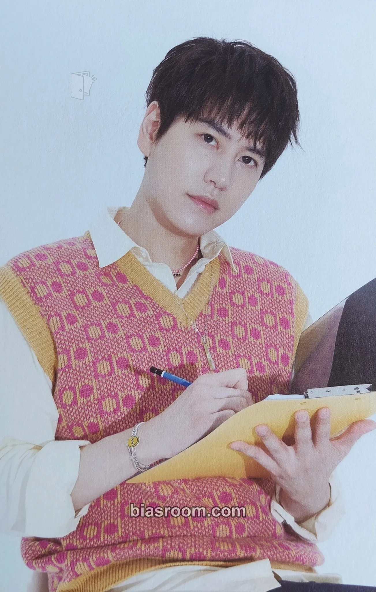 Kyuhyun 2022 Season's Greetings Photocard - SUPER JUNIOR - SUPER JUNIOR K-pop photocard