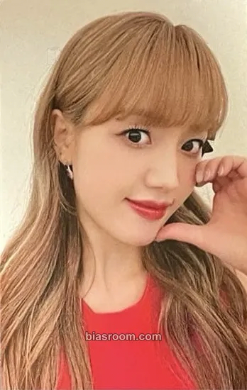Haeyoon Cherry Dash Photocard - Cherry Bullet - Cherry Bullet K-pop photocard