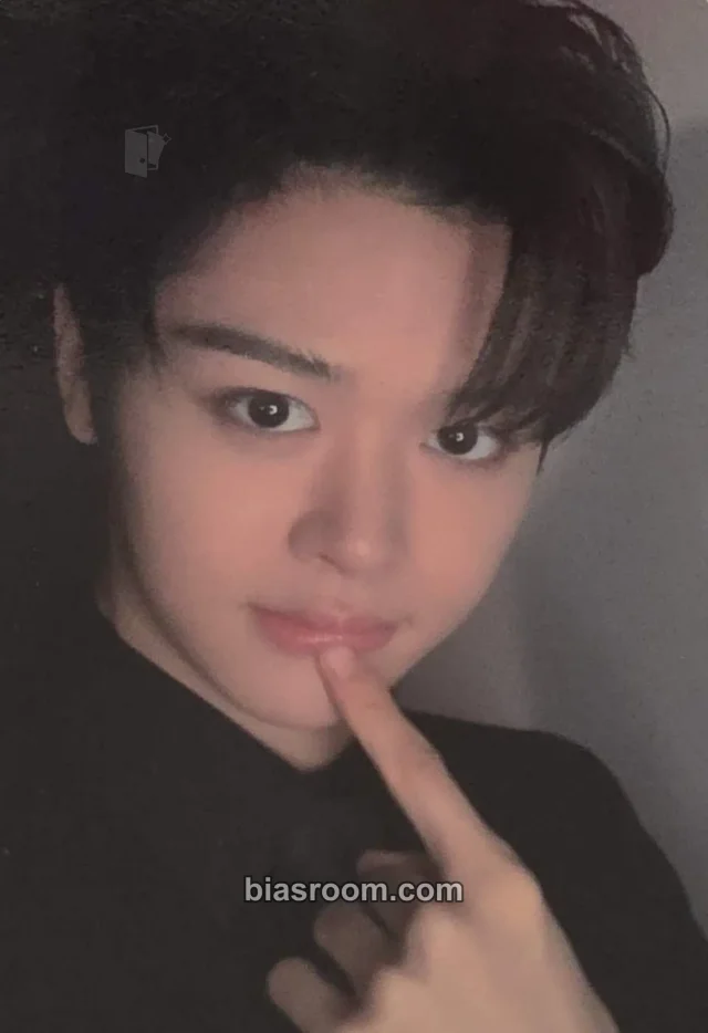 Ma Jingxiang CLOSE YOUR EYES CLOSE YOUR EYES 1ST TOUR [BEYOND YOUR EYES] IN CANADA K-pop photocard